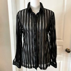 3/$20 Alfred Dunner sheer button up blouse